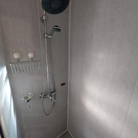 Campsite Mobil-home La Pointe 5 Pers 4 Etoiles *