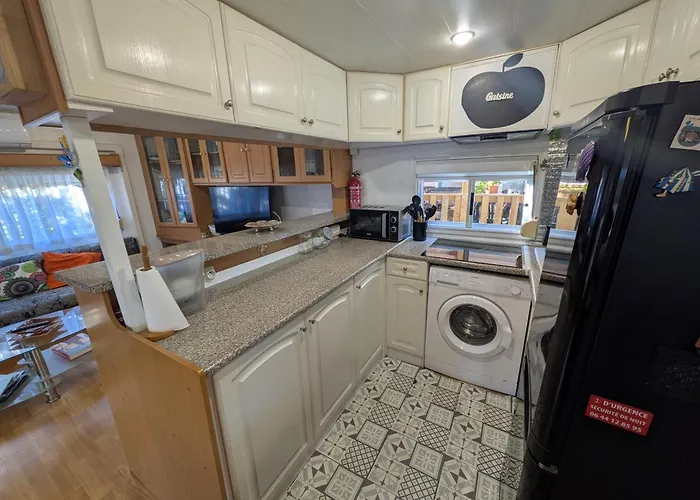 Mobil-home La Pointe 5 Pers 4 Etoiles *